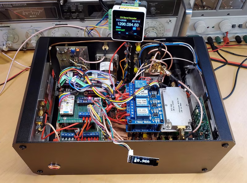 IC-705 CI-V Band Decoder and Transverter Controller