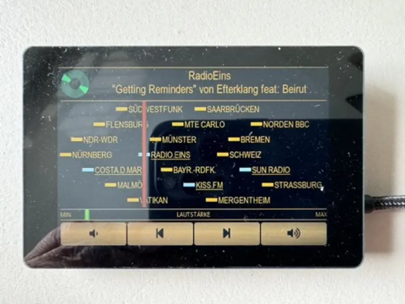 TINYRadio9 for WT32-SC01-PLUS