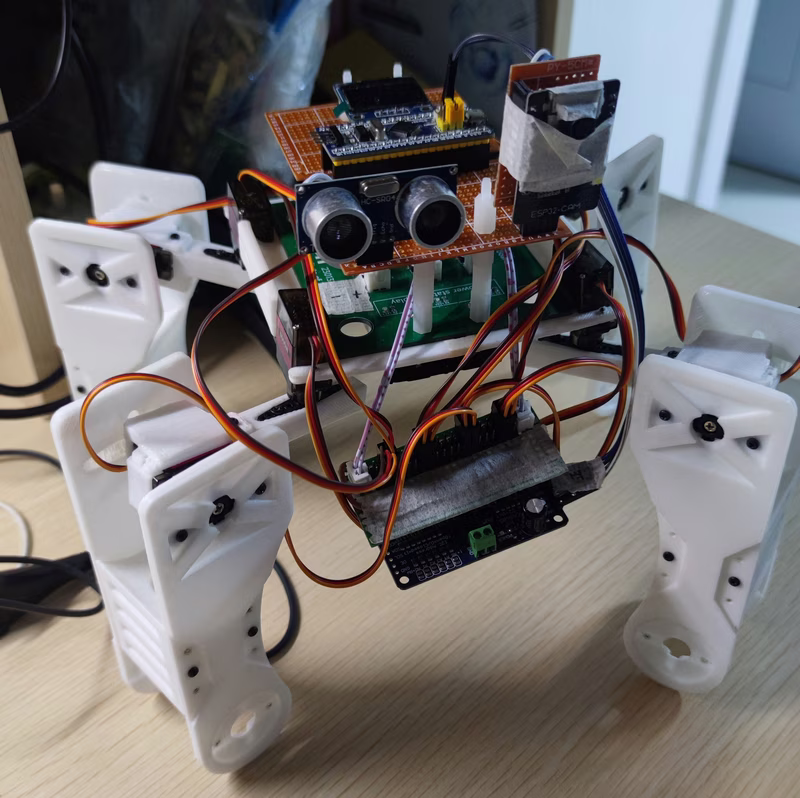 STM32F103 Quadruped Robot
